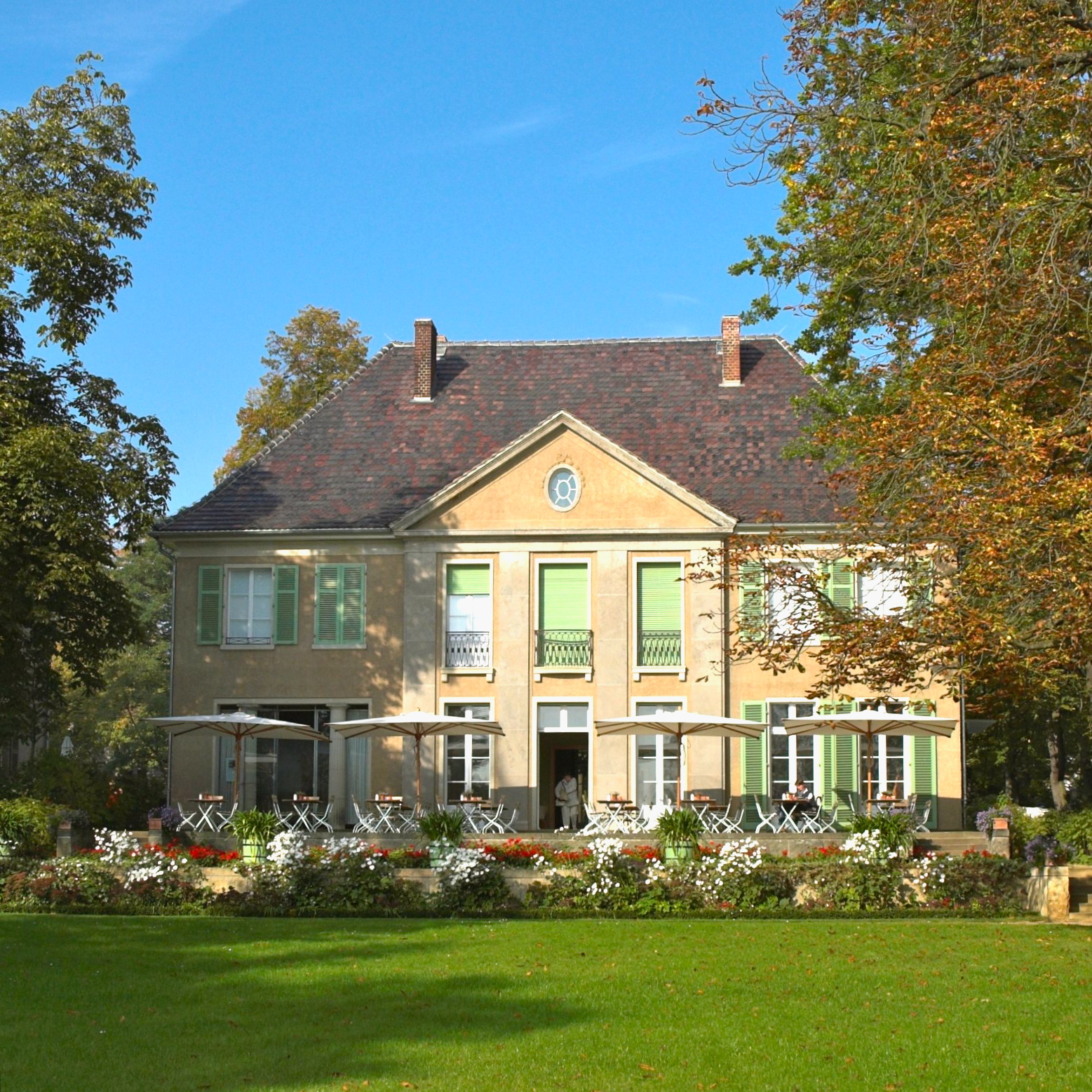 Liebermann Villa At Wannsee Where Summer Comes To Hibernate