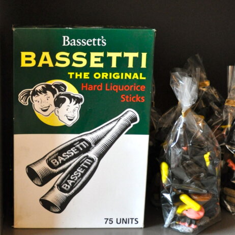 Schwarzes-Gold-Lakritz-Berlin-Bassetti