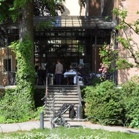 Literaturhaus-Berlin-Wintergarten-Cafe-Eingang