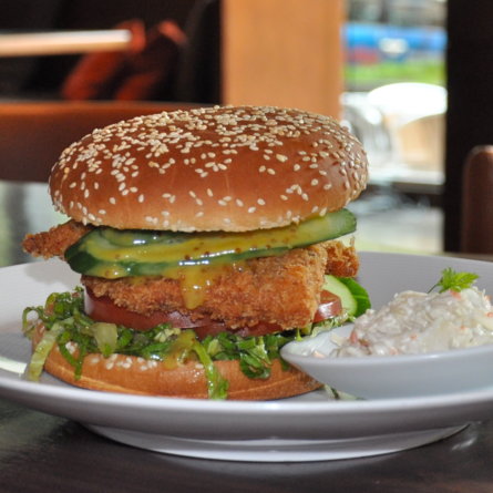 Tizian-Hyatt-Burger-essen-Chicken