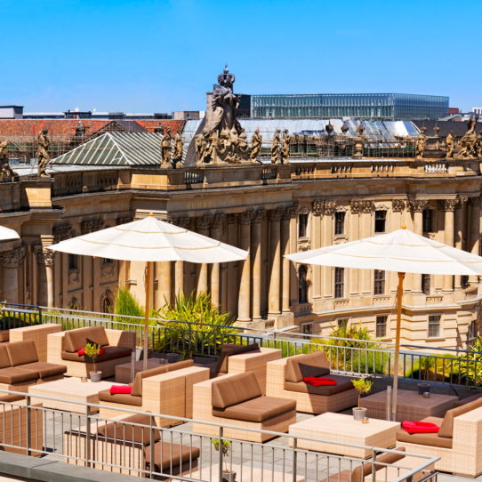 Hotel de Rome Laue Nächte auf der Dachterrasse Berlin CREME GUIDES