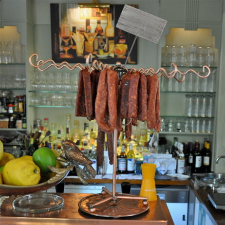 Kaiserdiele-Berlin-Friedenau-Bar-Weingarten-Wurst