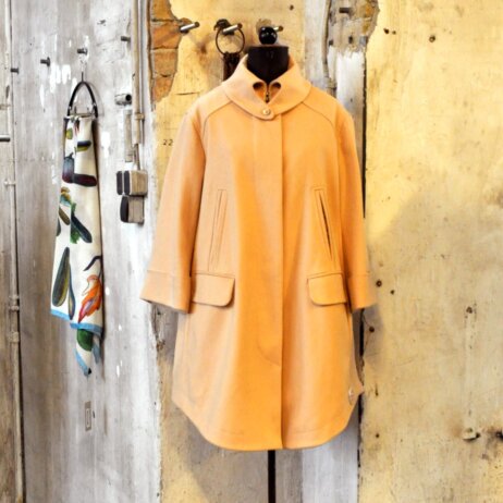 Voo-Store-Berlin-Fashion-Shop-Mantel