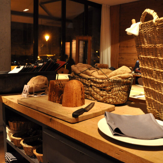 Alois-Oberbacher-Restaurant-Grill-Berlin-Brot