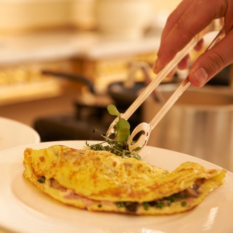 Regent Hotel Berlin Oster Brunch Mitte Omlette