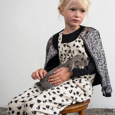 Milk Copenhagen Kindermode zuhause bestellen Klamotten für Mädchen
