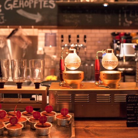 Milchbar Delikatessen Restaurant Zürich Café