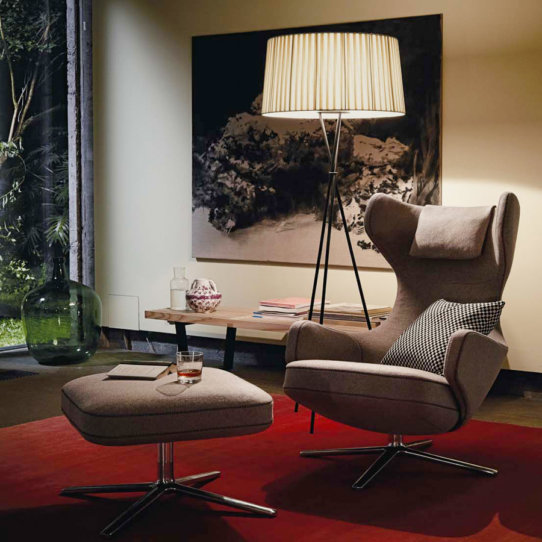 Ruby Interior Design Berlin Sessel und Hocker