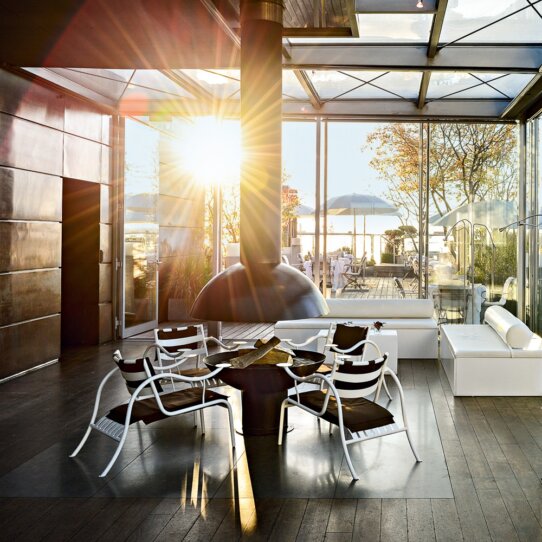 Bayerischer Hof Luxushotel München Blue Spa Lounge Kamin