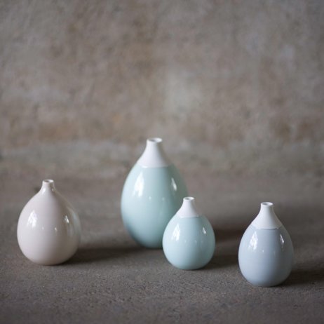 Schoemig Porzellan Werkstatt Berlin Vasen in Pastell