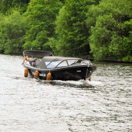 Spreeboote Berlin Rummelburger Bucht Lou 2