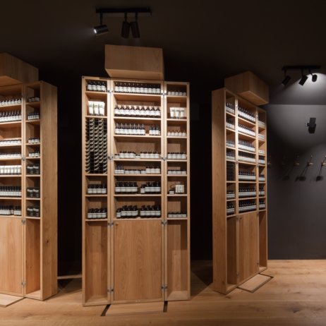 Aesop Store Fasanenstraße Berlin Regale