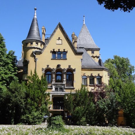 Secret Tours Stadtrundfahrten Berlin Villa