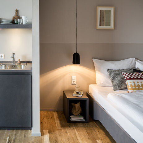 Bold Hotel München Giesing Nachttisch