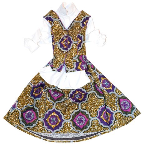 Noh Nee Dirndel Trachten München gemustertes Dirndl