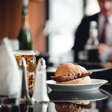 Gulasch and Champagne Grand Ferdinand Wien Burger