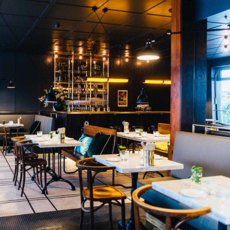 Brasserie Colette Tim Raue Berlin © Nils Hasenau