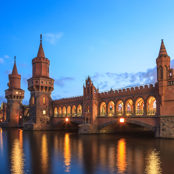 Oberbaumbrücke Kreuzberg Berlin CREME GUIDES