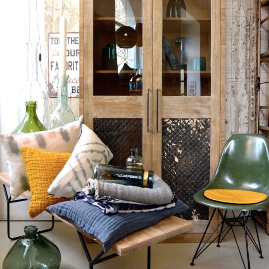 Klewitz. Die Wohnung München - Eames Chair in Grün