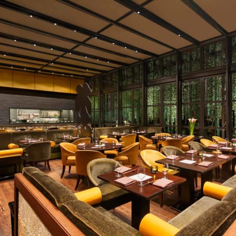 Restaurant Sra Bua im Hotel Adlon-7