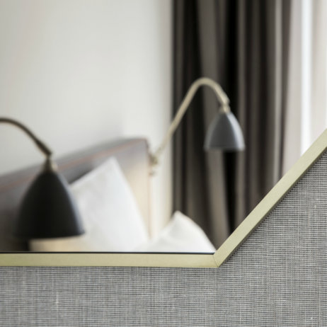 Hotel H'Otello B01 Ludwigsvorstadt München Spiegel