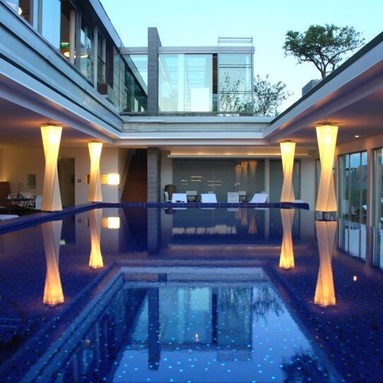 Hotel Bayerischer Hof München_Blue Spa_Pool Hotel Bayerischer Hof München_Blue Spa_Pool