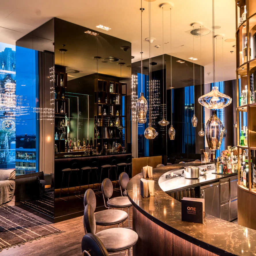 One Lounge Bar mit Dachterasse im Upper West - Berlin | CREME GUIDES