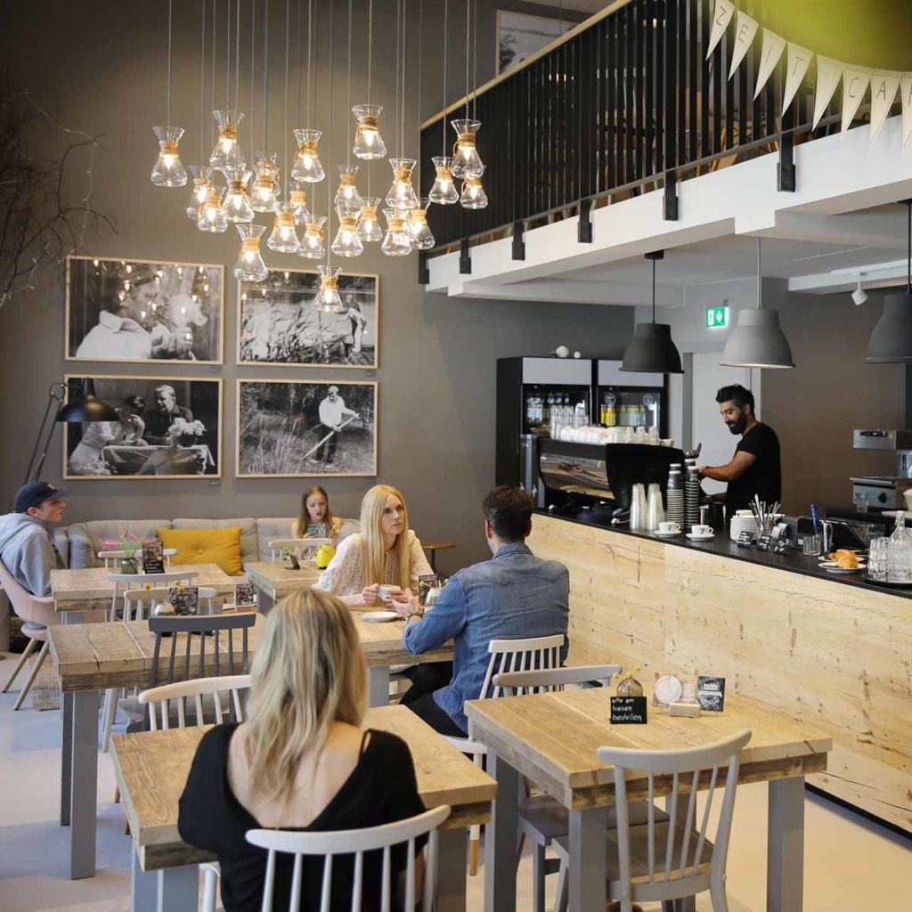 Zeit Café im Helmut Schmidt Haus Hamburg CREME GUIDES