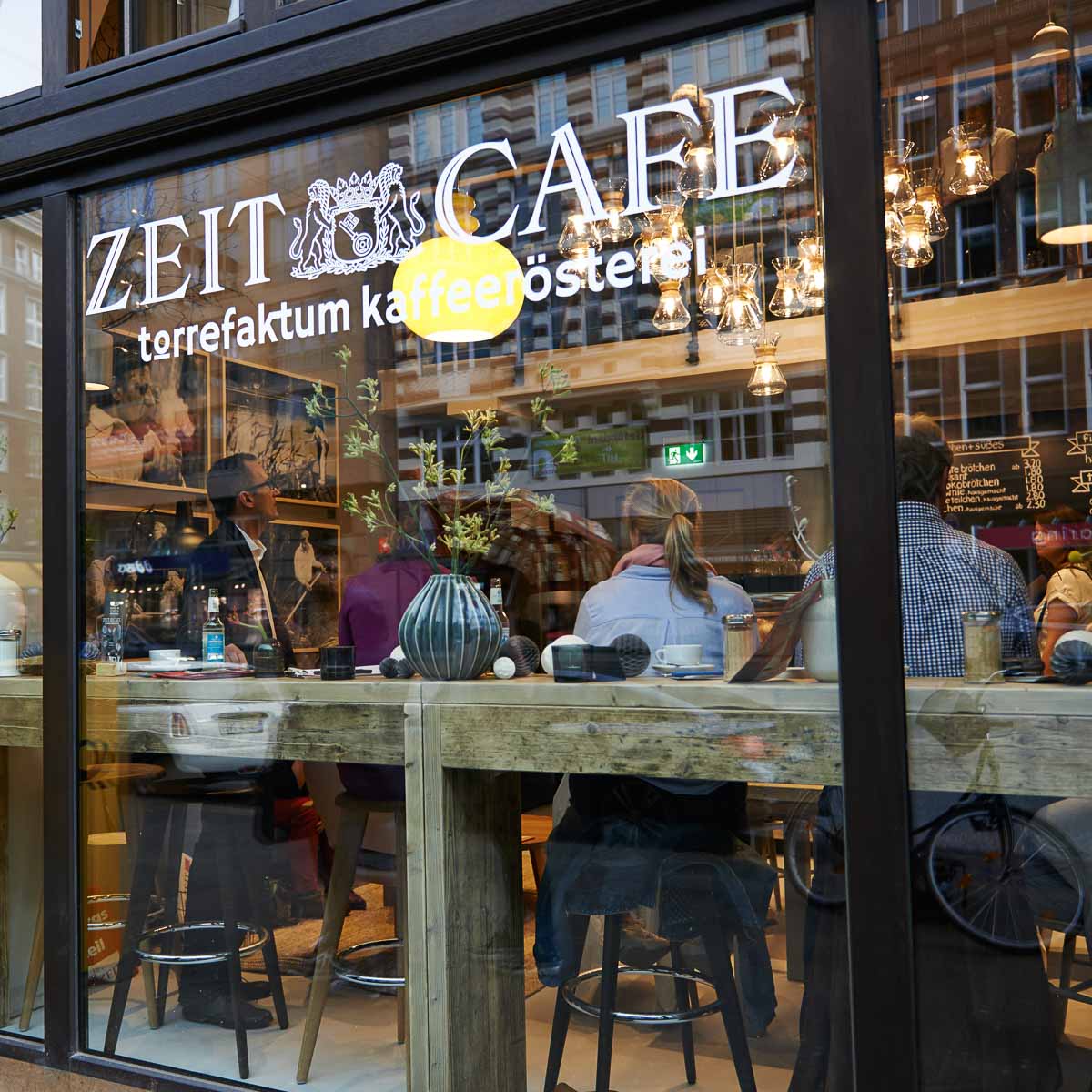 Zeit Café im Helmut Schmidt Haus Hamburg CREME GUIDES