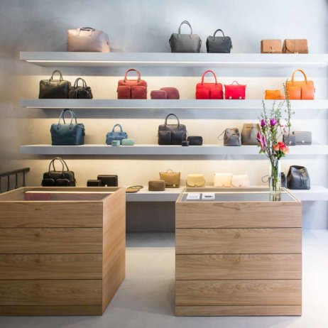 Chi Chi Fan Flagship Store Hamburg