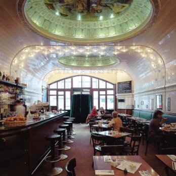 Restaurant Café Paris Hamburg