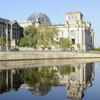Deutscher Bundestag im Reichstagsgebäude Berlin