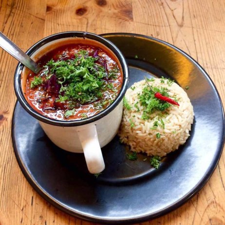 Lost Weekend Café Buchhandlung und Co-Working-Space in München-9