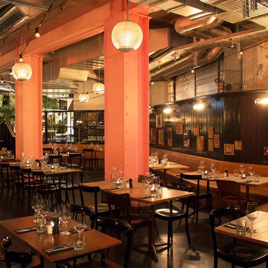 Restaurant-Café Die Bank am Helvetiaplatz - Zürich | CREME GUIDES