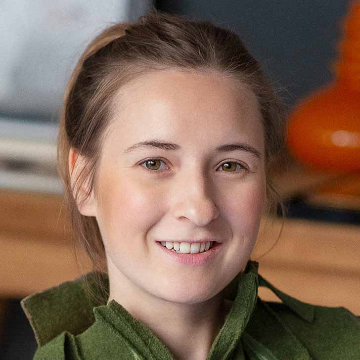 Autorin Jana Ackerman für Creme Guides