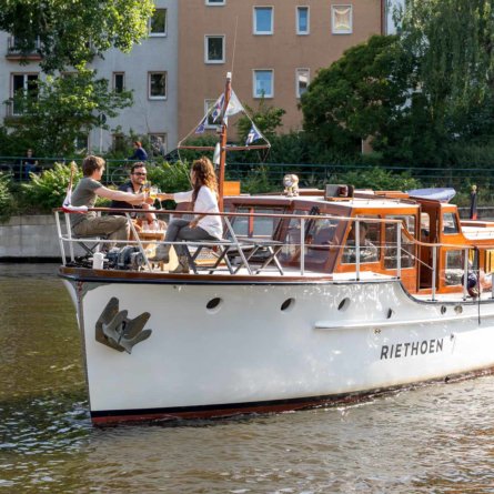 Riethoen Exklusive Bootstouren auf der Spree-3