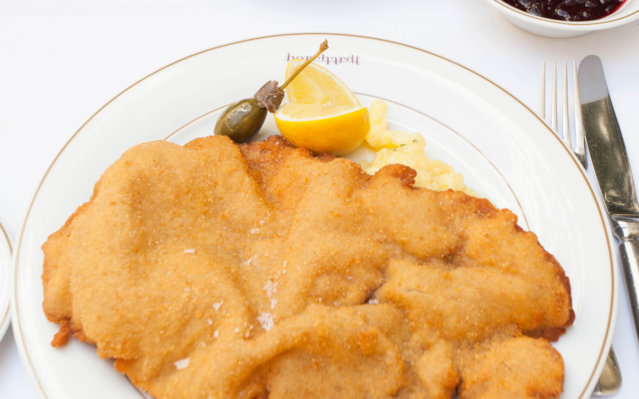 Borchardt Schnitzel ©Ksenia Wvseeva Borchardt Schnitzel ©Ksenia Wvseeva