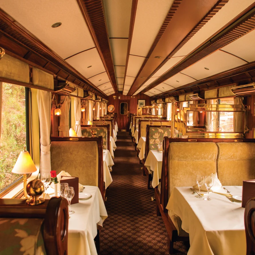 Eine Zugfahrt mit dem Belmond Hiram Bingham. | CREME GUIDES