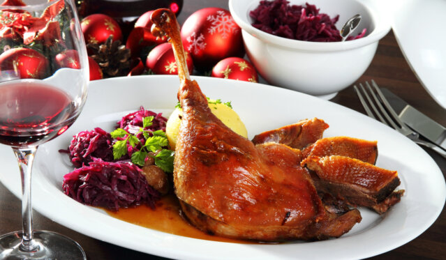Gänsekeule im Charlotte & Fritz © foodinaire | Fotolia Gänsekeule im Charlotte & Fritz © foodinaire | Fotolia