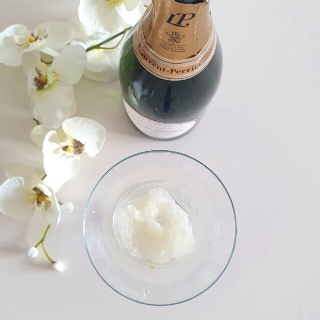 Nina Zeller Champagner mit Zitronengranita