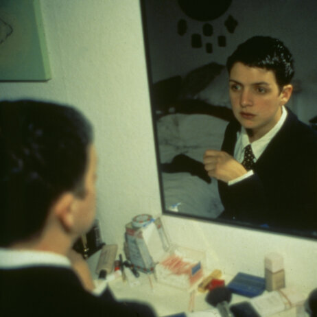 Nan Goldin, Siobhan in my mirror, Berlin, 1992,  Nan Goldin, Courtesy Marian Goodman Gallery