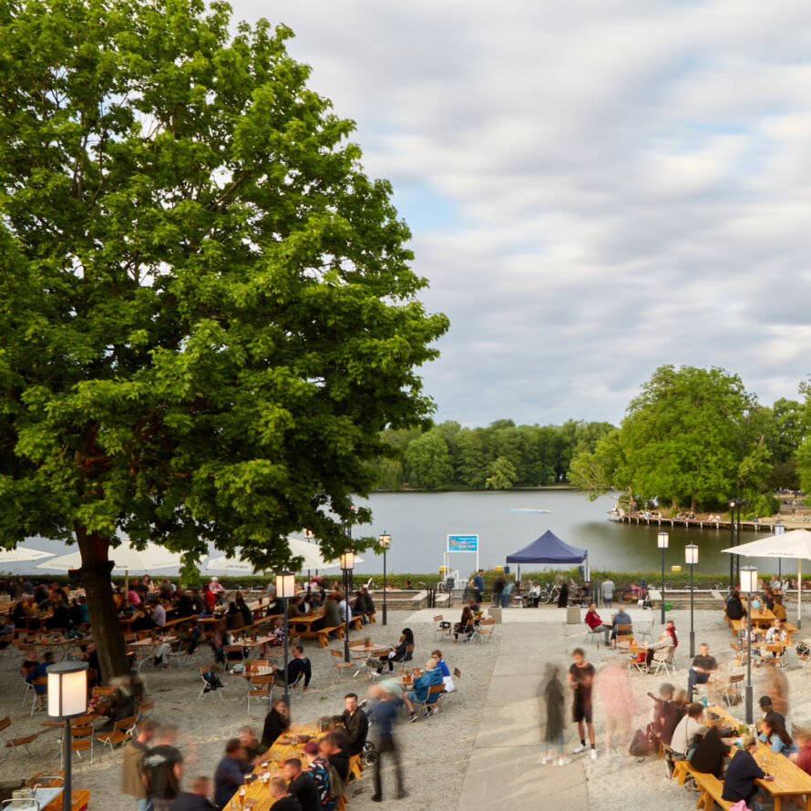 Zenner Biergarten Treptower Park Berlin CREME GUIDES