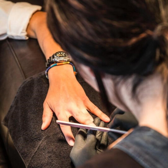 Hammer und Nagel (1)