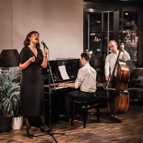 Jazz Dining The Rose