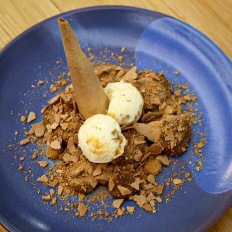 Restaurant CruiX Barcelona A sad day at the beach