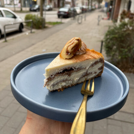 Cheesecake Heaven Hamburg Franzbroetchen Kaesekuchen