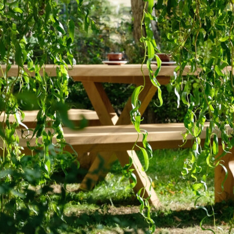 Familiy Table Cafe Fuchs Curtis Berlin Lichterfelde