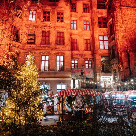 Weihnachtsmarkt Claerchens Ballhaus Berlin