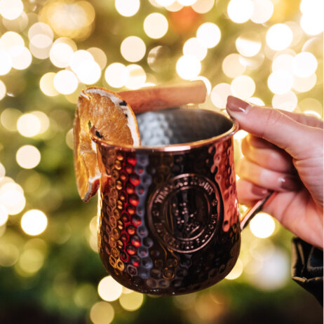 XMas Drink Weihnachtsmarkt Claerchens Ballhaus Christmas Berlin