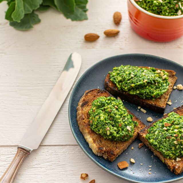 Kohlrabipesto_Mit_Pesto_durchs_Jahr